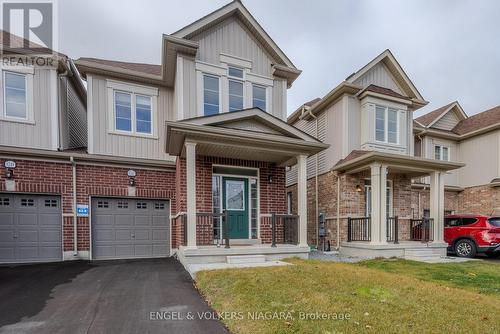 9247 White Oak Avenue, Niagara Falls (224 - Lyons Creek), ON - Outdoor With Facade