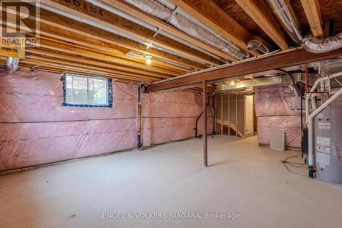 9247 White Oak Avenue, Niagara Falls (224 - Lyons Creek), ON - Indoor Photo Showing Basement