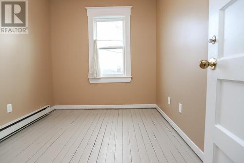 210 Hamilton Avenue, St. John'S, NL - Indoor Photo Showing Other Room