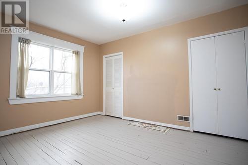 210 Hamilton Avenue, St. John'S, NL - Indoor Photo Showing Other Room