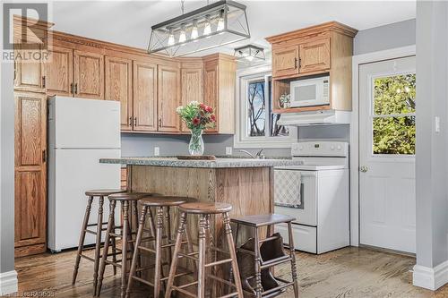 1 Sara Street, Tiverton, ON - Indoor Photo Showing Kitchen