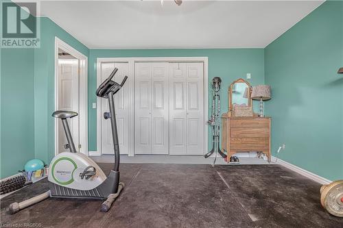 1 Sara Street, Tiverton, ON - Indoor Photo Showing Bedroom