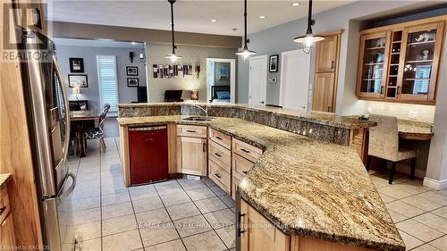 19 Stoney Island Crescent, Kincardine, ON - Indoor Photo Showing Kitchen