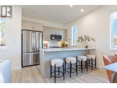 460 Conklin Avenue Unit# 101, Penticton, BC - Indoor Photo Showing Kitchen With Stainless Steel Kitchen With Upgraded Kitchen