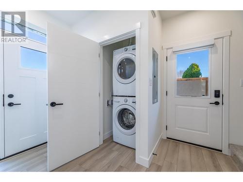 460 Conklin Avenue Unit# 101, Penticton, BC - Indoor Photo Showing Laundry Room