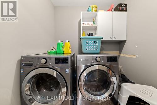 79 Oak Ridge Boulevard, Belleville, ON - Indoor Photo Showing Laundry Room