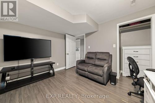 79 Oak Ridge Boulevard, Belleville, ON - Indoor