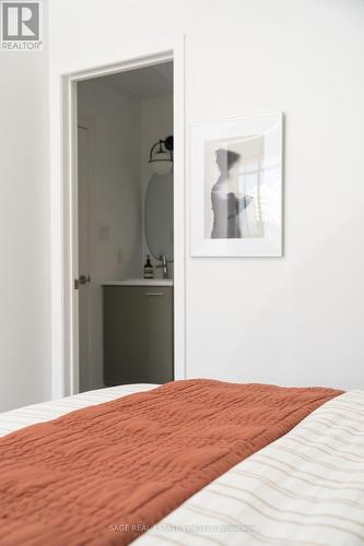 502 - 549 King Street E, Toronto, ON - Indoor Photo Showing Bedroom