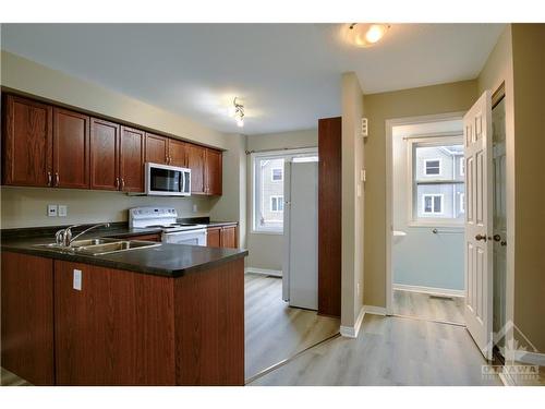 445 Sadar Private, Nepean, ON 