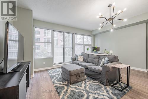 210 - 59 East Liberty Street, Toronto, ON - Indoor Photo Showing Living Room