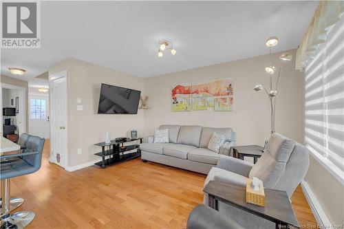 439 Whipple Street, Saint John, NB - Indoor Photo Showing Living Room