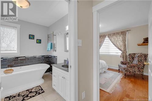 439 Whipple Street, Saint John, NB - Indoor Photo Showing Bathroom