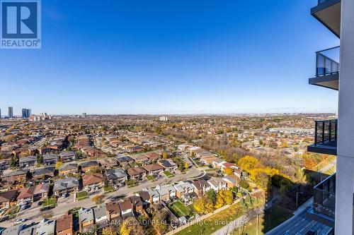 2003 - 202 Burnhamthorpe Road E, Mississauga, ON - Outdoor With View