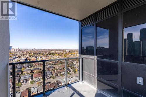 2003 - 202 Burnhamthorpe Road E, Mississauga, ON - Outdoor With View With Exterior