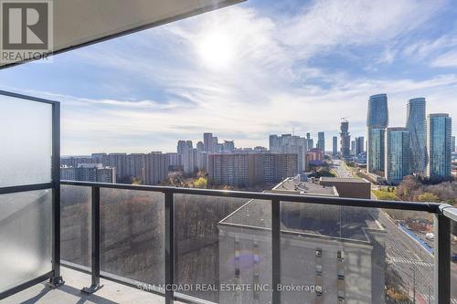 2003 - 202 Burnhamthorpe Road E, Mississauga, ON - Outdoor With View