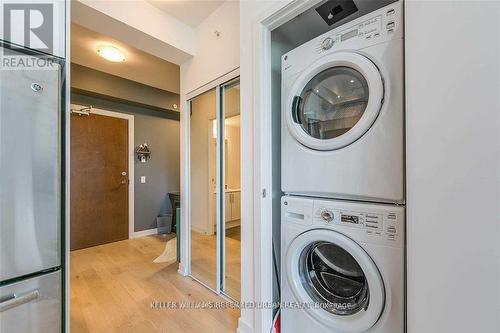 608 - 2200 Lake Shore Boulevard W, Toronto, ON - Indoor Photo Showing Laundry Room