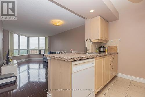 1407 - 10 Northtown Way, Toronto, ON - Indoor Photo Showing Kitchen