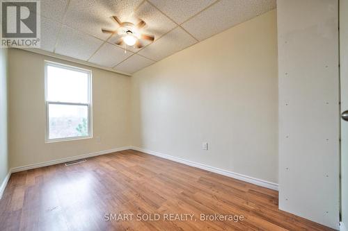 206 - 165 Cherokee Boulevard, Toronto, ON - Indoor Photo Showing Other Room