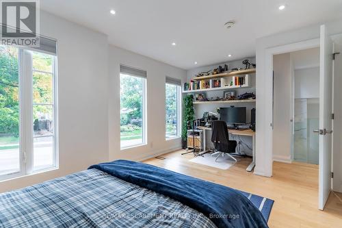 5071 Spruce Avenue, Burlington, ON - Indoor Photo Showing Bedroom