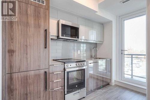 403 - 90 Glen Everest Road, Toronto, ON - Indoor Photo Showing Kitchen With Upgraded Kitchen