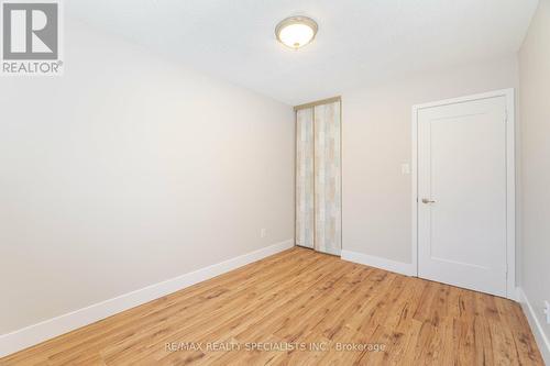 8 - 8 Guildford Crescent, Brampton, ON - Indoor Photo Showing Other Room