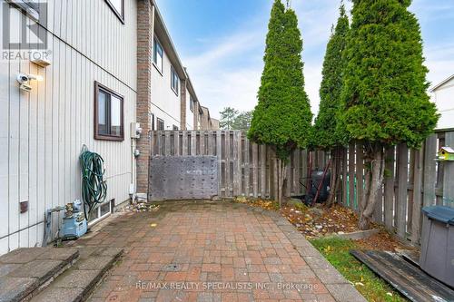 8 - 8 Guildford Crescent, Brampton, ON - Outdoor