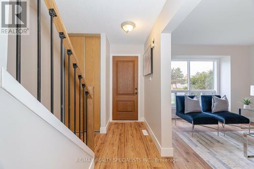 8 - 8 Guildford Crescent, Brampton, ON - Indoor