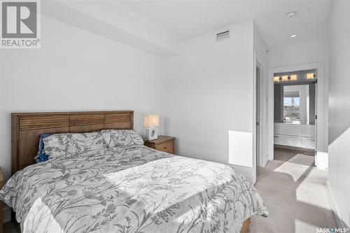 306 404 C Avenue S, Saskatoon, SK - Indoor Photo Showing Bedroom