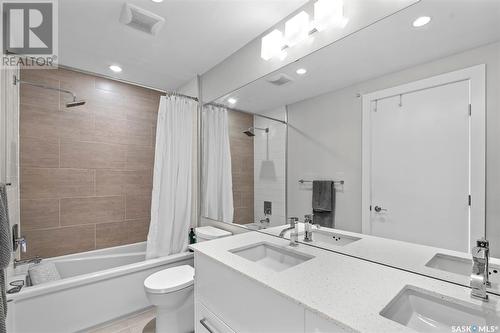 306 404 C Avenue S, Saskatoon, SK - Indoor Photo Showing Bathroom