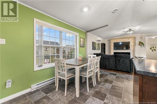 99 Tracadie, Dieppe, NB - Indoor Photo Showing Dining Room