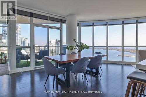 4806 - 21 Iceboat Terrace, Toronto, ON - Indoor Photo Showing Dining Room