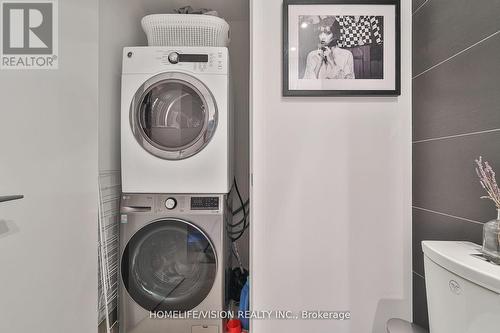 4806 - 21 Iceboat Terrace, Toronto, ON - Indoor Photo Showing Laundry Room