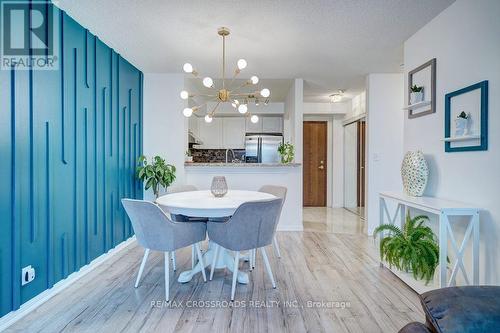 1709 - 1 Lee Centre Drive, Toronto, ON - Indoor Photo Showing Dining Room