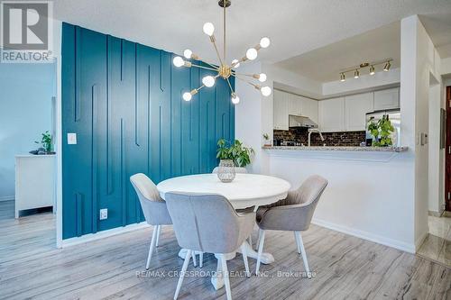 1709 - 1 Lee Centre Drive, Toronto, ON - Indoor Photo Showing Dining Room