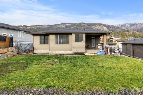 2779 Canyon Crest Drive, West Kelowna, BC - Outdoor