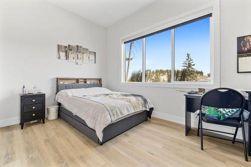 1888 Northern Flicker Court, Kelowna, BC - Indoor Photo Showing Bedroom