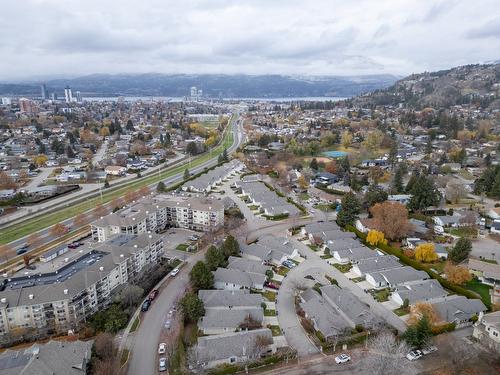 117-1321 Ridgeway Drive, Kelowna, BC - Outdoor With View