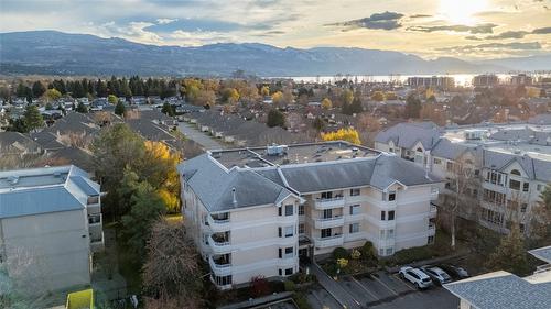 103-987 Klo Road, Kelowna, BC - Outdoor With View