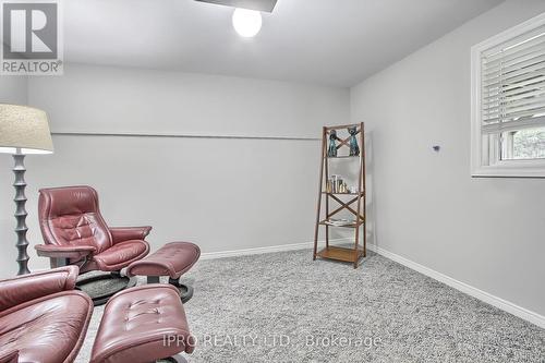 10 Delayne Drive, Aurora, ON - Indoor Photo Showing Other Room