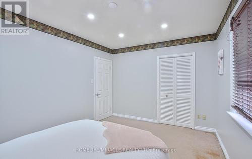 5 Hathway Crescent, Toronto, ON - Indoor