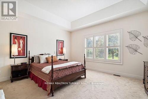 2 Suggs Lane, Whitchurch-Stouffville, ON - Indoor Photo Showing Bedroom