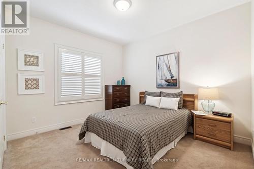 2 Suggs Lane, Whitchurch-Stouffville, ON - Indoor Photo Showing Bedroom