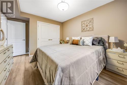 16 Shaw Drive, Amherstburg, ON - Indoor Photo Showing Bedroom