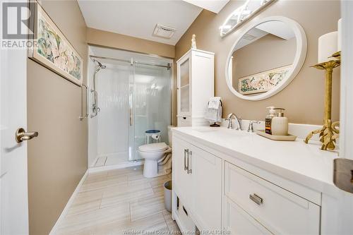 16 Shaw Drive, Amherstburg, ON - Indoor Photo Showing Bathroom