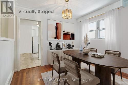 90 Stephen Drive, Toronto, ON - Indoor Photo Showing Dining Room