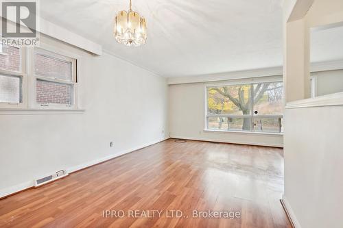 90 Stephen Drive, Toronto, ON - Indoor Photo Showing Other Room