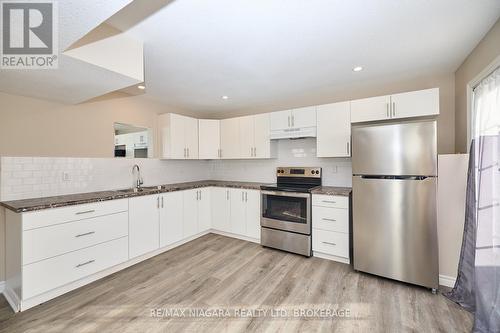 437 Sugarloaf Street, Port Colborne (878 - Sugarloaf), ON - Indoor Photo Showing Kitchen With Stainless Steel Kitchen With Double Sink