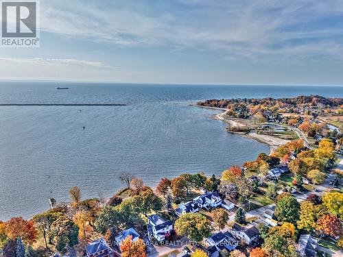 437 Sugarloaf Street, Port Colborne (878 - Sugarloaf), ON - Outdoor With Body Of Water With View