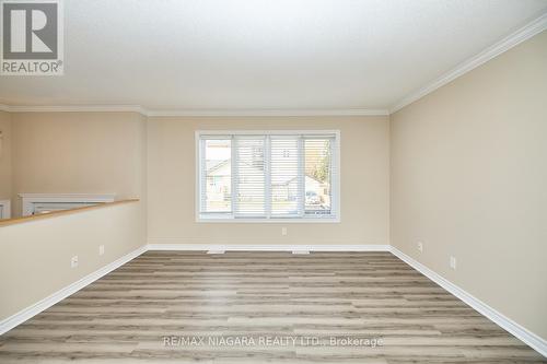 437 Sugarloaf Street, Port Colborne (878 - Sugarloaf), ON - Indoor Photo Showing Other Room