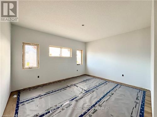 358 Ivings Drive, Saugeen Shores, ON - Indoor Photo Showing Other Room